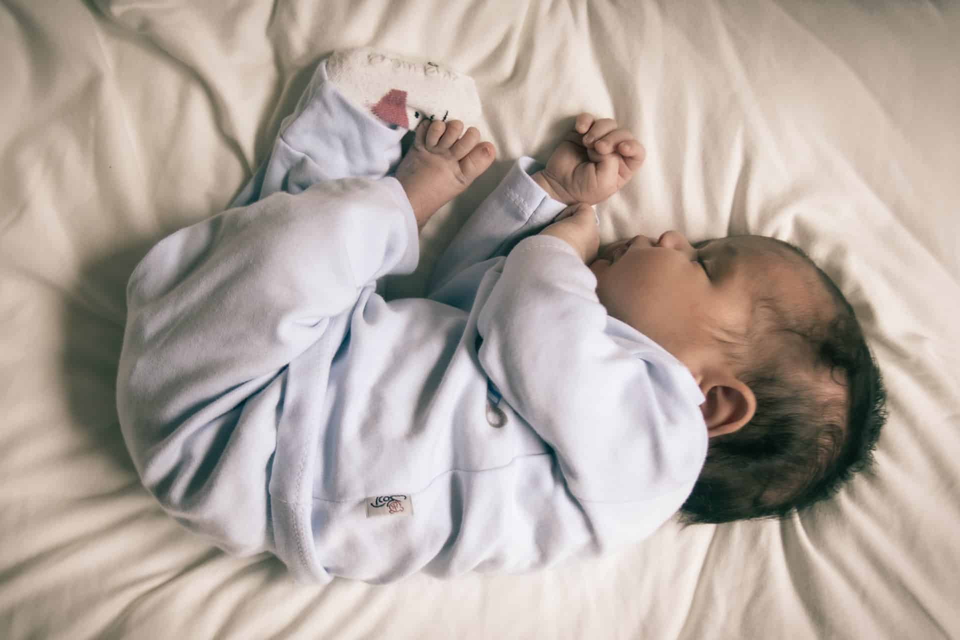 Comment Habiller Bébé La Nuit Conseils pour habiller bébé la nuit - Le Portail Media